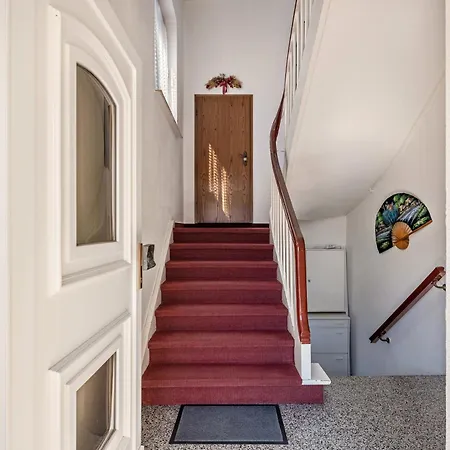 شقة Messe-und-ferien-wohnung