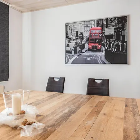 شقة Messe-und-ferien-wohnung